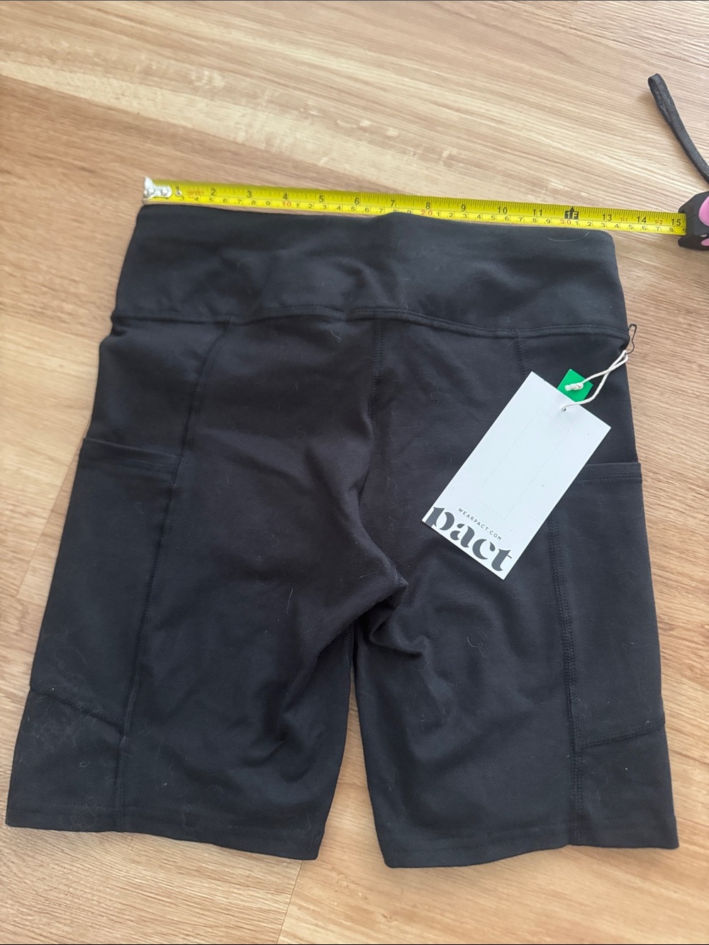 Pact Women’s Black High-Rise Bike Shorts with Side Pockets - Picture 5 of 5
